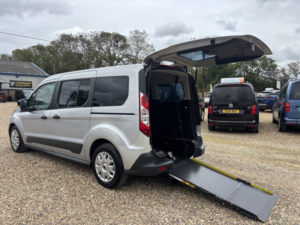 2019 Ford Grand Tourneo Connect Auto Wav Wheelchair Accessible Vehicle Automatic 1.5 Tdci Zetec in Silver — image 6