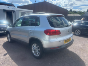 2012 Volkswagen Tiguan 2.0 Tdi Se 4WD Euro 5 5dr in Silver — image 2