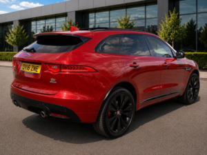 2016 Jaguar F-Pace 3.0 D300 V6 S Auto AWD Euro 6 (s/s) 5dr in Red — image 5