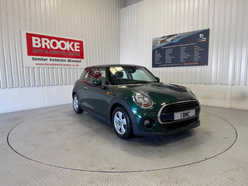 2016 MINI Hatch 1.5 Cooper Euro 6 (s/s) 3dr in Green — image 1