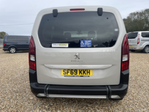 2020 Peugeot Rifter Auto Wav Wheelchair Accessible Vehicle Automatic 1.5 in Beige — image 4