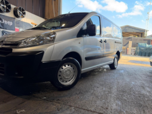 2014 Citroen Dispatch 2.0 1200 Hdi Enterprise Fwd L2 H1 5dr in Silver — image 3