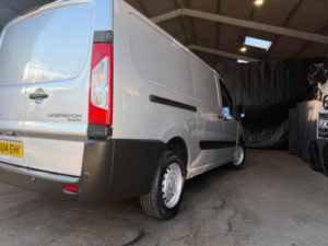 2014 Citroen Dispatch 2.0 1200 Hdi Enterprise Fwd L2 H1 5dr in Silver — image 5