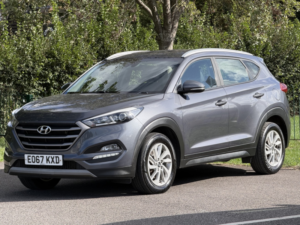 2017 Hyundai Tucson 2.0 Tucson Se Nav 2.0 D 136ps 2WD Bd +fss in Grey — image 3