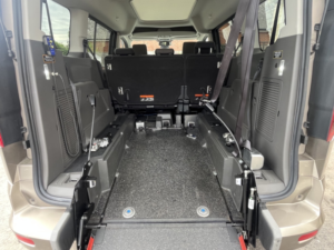 2019 Ford Grand Tourneo Connect 1.5 Ecoblue Titanium in Silver — image 4