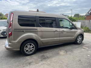 2019 Ford Grand Tourneo Connect 1.5 Ecoblue Titanium in Silver — image 5