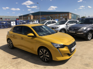 2020 Peugeot 208 1.2 Puretech Allure in Yellow — image 2