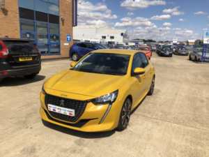 2020 Peugeot 208 1.2 Puretech Allure in Yellow — image 4