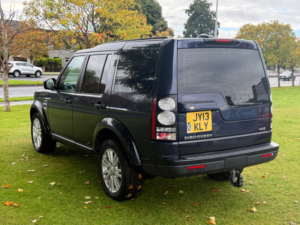 2014 Land Rover Discovery 4 3.0 Sd V6 Hse SUV 5dr Diesel Auto 4WD Euro 5 (s/s) (255 Bhp) in Blue — image 5