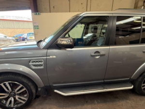 2013 Land Rover Discovery 4 3.0 Sd V6 Xs Auto 4WD Euro 5 5dr in Grey — image 2