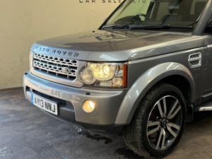 2013 Land Rover Discovery 4 3.0 Sd V6 Xs Auto 4WD Euro 5 5dr in Grey — image 4
