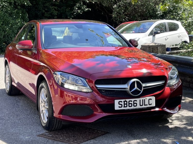2016 Mercedes-Benz C Class 2.0 C200 Se Saloon 4dr Petrol Manual Euro 6 (s/s) (184 Ps) ( Hyacinth Red ) in Red — image 1