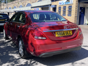 2016 Mercedes-Benz C Class 2.0 C200 Se Saloon 4dr Petrol Manual Euro 6 (s/s) (184 Ps) ( Hyacinth Red ) in Red — image 4