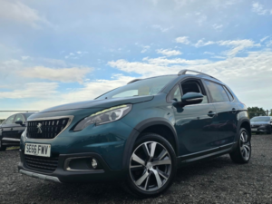2017 Peugeot 2008 1.2 Puretech Allure SUV 5dr Petrol Manual Euro 6 (s/s) (110 Ps) in Green — image 2