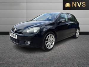 2011 Volkswagen Golf 2.0 Tdi Gt in Black — image 3
