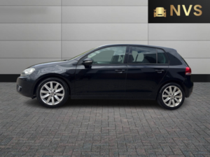 2011 Volkswagen Golf 2.0 Tdi Gt in Black — image 4