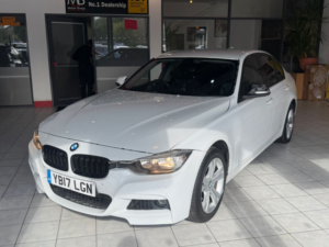 2017 BMW 3 Series 2.0 318d Sport Saloon in White — image 5