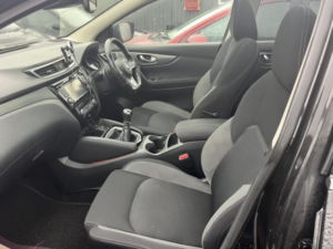 2018 Nissan Qashqai 1.5 Dci N-Connecta in Black — image 4