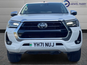 2021 Toyota Hilux 2.8 D-4d Invincible in White — image 2
