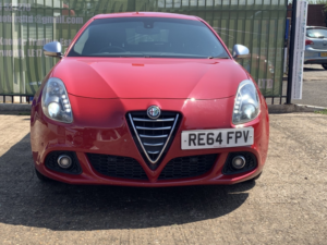2015 Alfa Romeo Giulietta 1.4 Giulietta 1.4 Tb Multiair 170 Bhp Sportiva Nav in Red — image 2