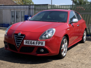 2015 Alfa Romeo Giulietta 1.4 Giulietta 1.4 Tb Multiair 170 Bhp Sportiva Nav in Red — image 3