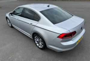 2021 Volkswagen Passat 1.5 Tsi Evo R-Line DSG Euro 6 (s/s) 4dr in Silver — image 2