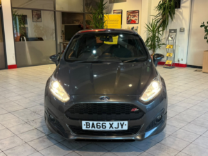 2017 Ford Fiesta 1.0 T Ecoboost St-Line in Grey — image 4