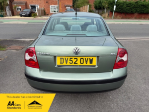 2002 Volkswagen Passat Se in Green — image 5