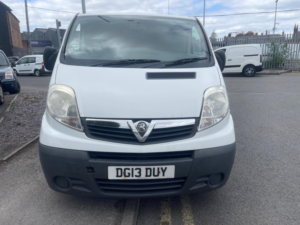 2013 Vauxhall Vivaro 2.0 2900 Cdti Fwd L3 4dr in White — image 5