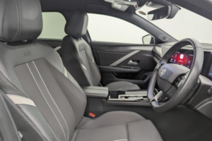 2023 Vauxhall Astra 1.2 Turbo Gs Hatchback 5dr Petrol Auto Euro 6 (s/s) (130 Ps) in Grey — image 3