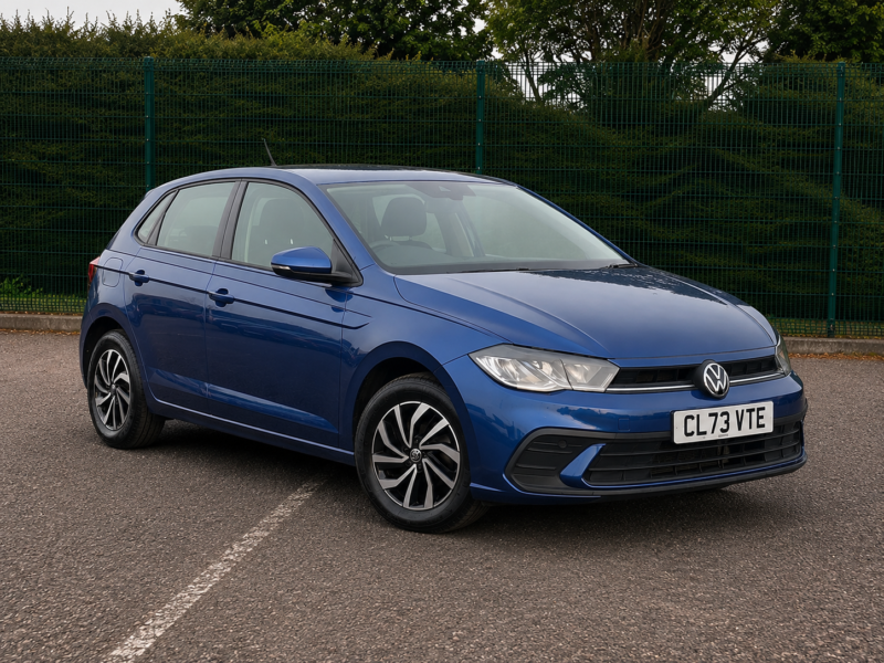 2023 Volkswagen Polo 1.0 Tsi Life in Blue — image 1