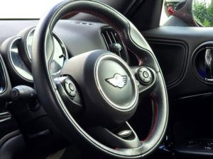 2018 MINI Countryman 1.5 Cooper SUV 5dr Petrol Auto Euro 6 (s/s) (136 Ps) in Red — image 6