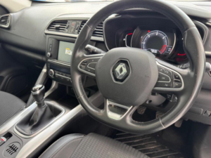 2016 Renault Kadjar 1.5 Dci Signature Nav Euro 6 (s/s) 5dr — image 4