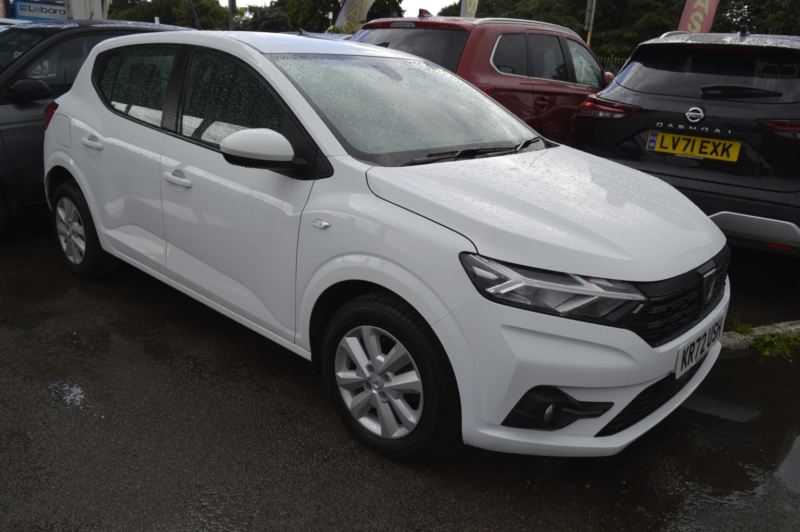 2022 Dacia Sandero 1.0 Comfort Tce 90 Auto My21.5 in White — image 1