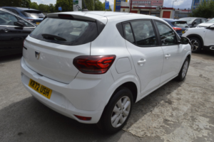 2022 Dacia Sandero 1.0 Comfort Tce 90 Auto My21.5 in White — image 2