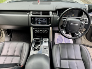 2014 Land Rover Range Rover 3.0 Td V6 Vogue in Gold — image 5