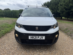 2021 Peugeot Partner 1.5 Bluehdi 950 Lwb Professional in White — image 2