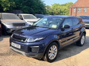 2018 Land Rover Range Rover Evoque Td4 Se Tech in Blue — image 5