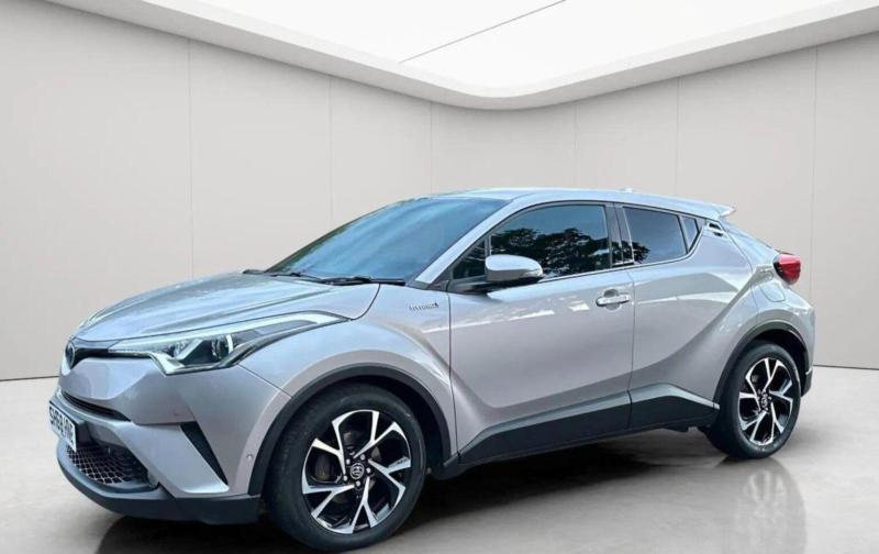 2018 Toyota C-Hr 1.8 Vvt-H Design CVT Euro 6 (s/s) 5dr in Silver — image 1
