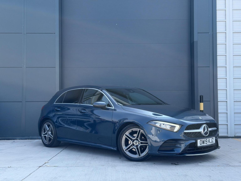 2019 Mercedes-Benz A Class 1.5 A180d Amg Line (executive) 7g-Dct Euro 6 (s/s) 5dr in Blue — image 1