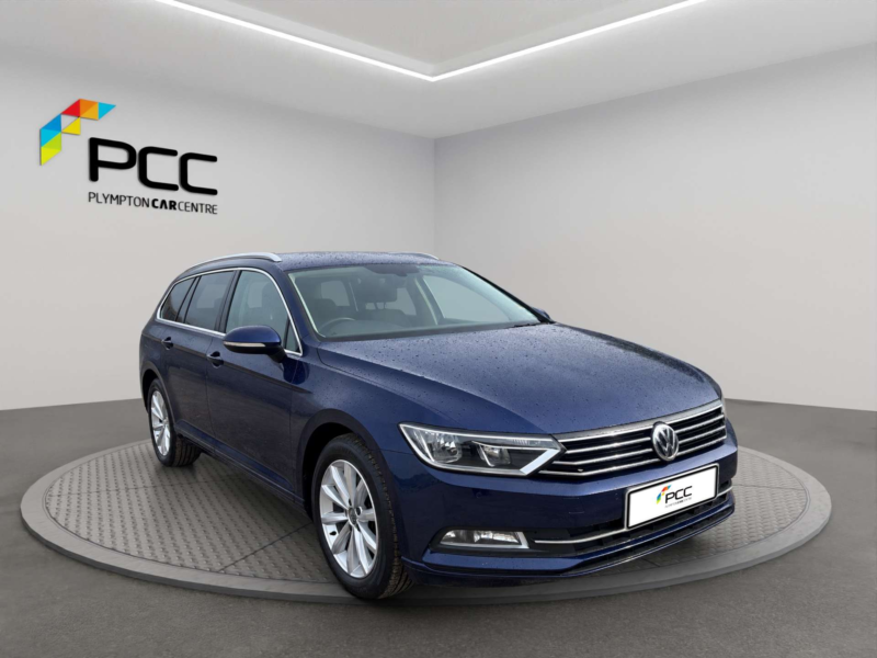 2017 Volkswagen Passat 1.6 Passat Se Business Tdi Bluemotion Technology 5dr in Blue — image 1