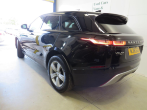2018 Land Rover Range Rover Velar 2.0 D180 S Auto 4WD Euro 6 (s/s) 5dr in Black — image 4