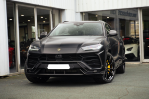 2020 Lamborghini Urus 4.0 V8 Biturbo Auto 4WD Euro 6 5dr in Black — image 4