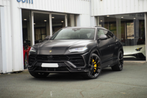 2020 Lamborghini Urus 4.0 V8 Biturbo Auto 4WD Euro 6 5dr in Black — image 6