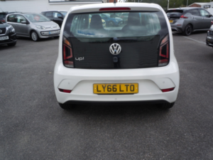 2017 Volkswagen Up! 1.0 Move Up! in White — image 5