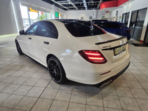 2016 Mercedes-Benz E Class 2.0 E220d Amg Line Premium + in White — image 5