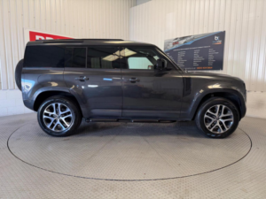 2022 Land Rover Defender 110 3.0 D250 Mhev S Hard Top SUV Auto 4WD Mwb Euro 6 (s/s) 5dr in Grey — image 3