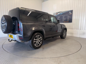 2022 Land Rover Defender 110 3.0 D250 Mhev S Hard Top SUV Auto 4WD Mwb Euro 6 (s/s) 5dr in Grey — image 4