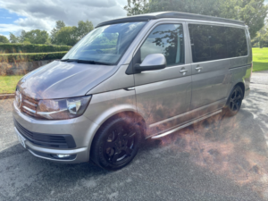 2016 Volkswagen Transporter T6 2.0 Tdi Highline 150 Day Van / Camper Swb 4 Berth in Beige — image 3