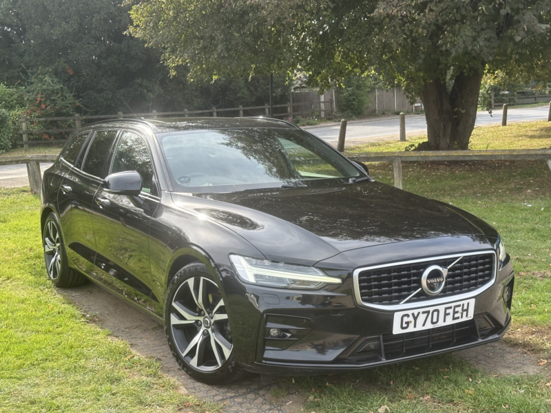 2020 Volvo V60 2.0 R-Design Plus D3 in Black — image 1